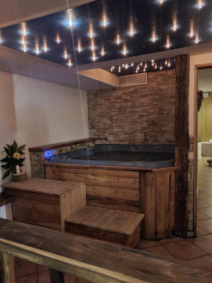 Hotel Pezzotti Pellizzano Εξωτερικό φωτογραφία