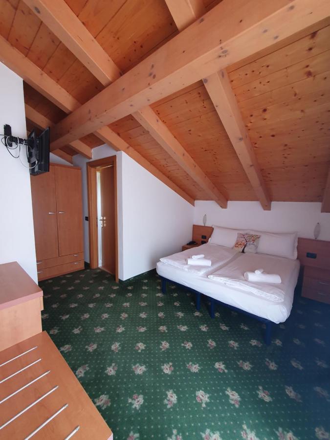 Hotel Pezzotti Pellizzano Εξωτερικό φωτογραφία