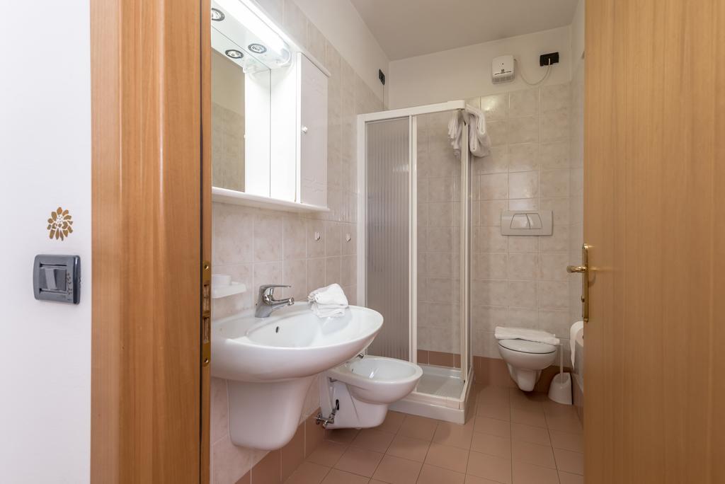 Hotel Pezzotti Pellizzano Εξωτερικό φωτογραφία