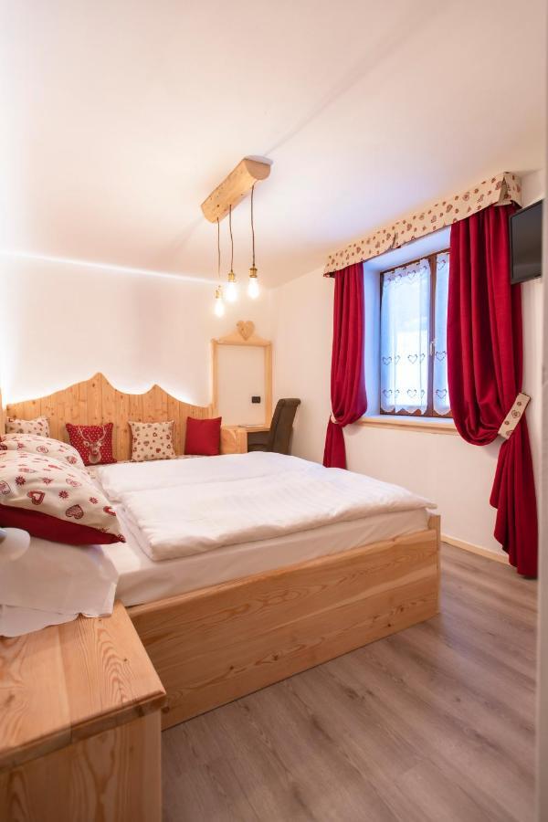 Hotel Pezzotti Pellizzano Εξωτερικό φωτογραφία